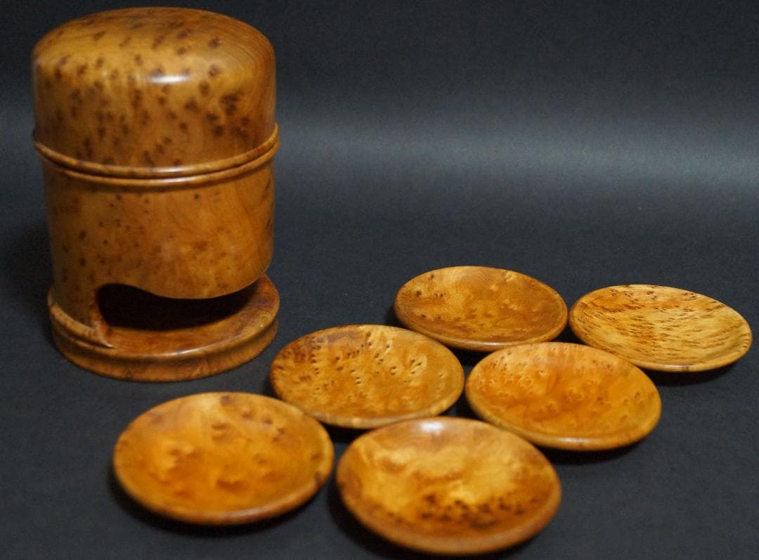 煎茶道具 唐木カリン花梨 玉杢 葡萄杢 茶托6客 造形茶托入れセット美しい木目
