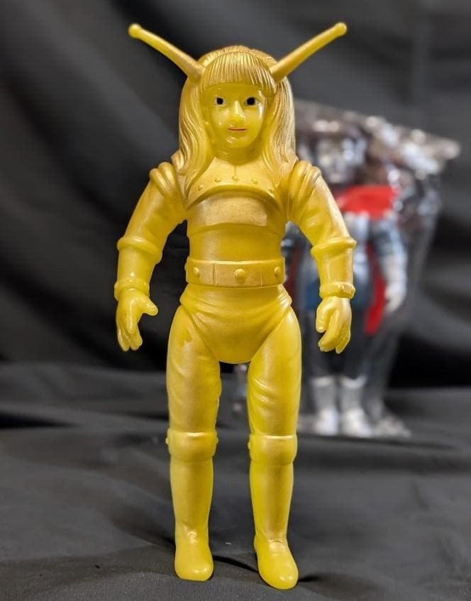 蓄光マグマ大使＆宇宙の帝王ゴア未開封（ブルマァク復刻）ソフビフィギュア２体セット