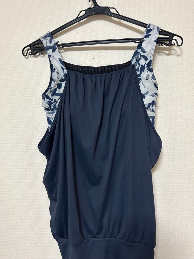 ネイビー フローラル ヨガウェア