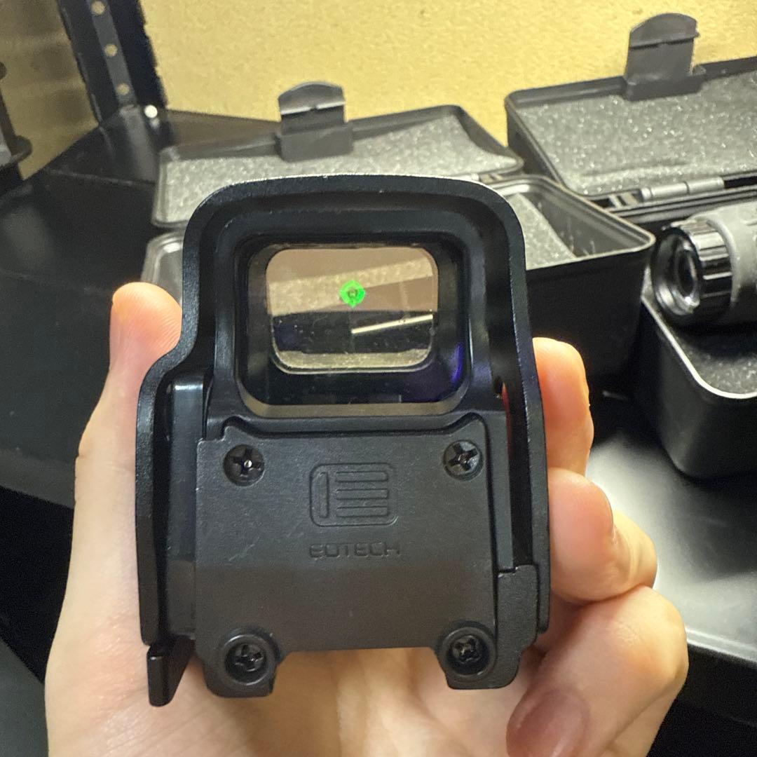 EOTech ホロサイト&ブースター + ケース付き レプリカ品