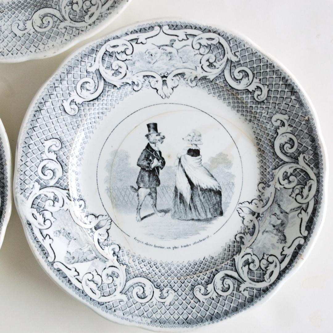 クレイユモントロー グリザイユ 絵皿3枚組