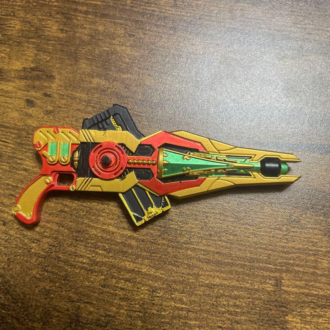 t*i様 「掘り出し」shf真骨彫規格カスタム　仮面ライダーギャレン　キングフォ