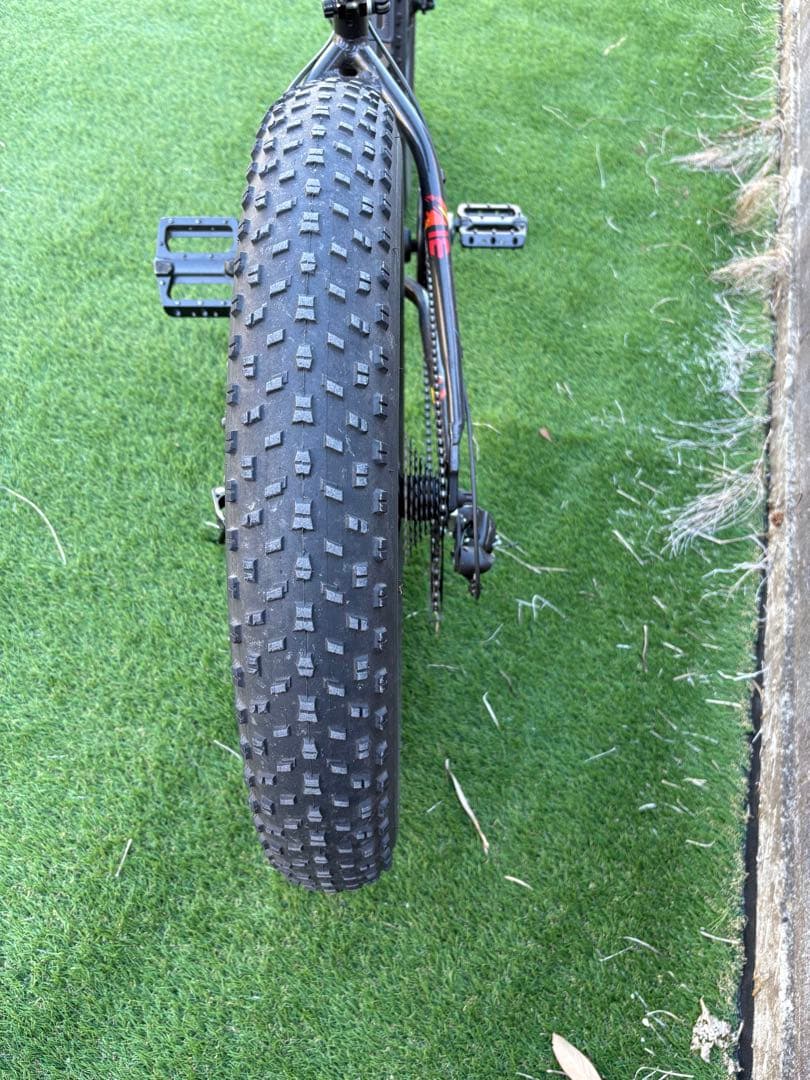 Mon Fat Bike アーガススポーツ２４インチ　160〜