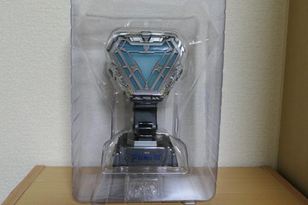 未使用　アイアンマン　ホットトイズ　アークリアクター　マーク85　アベンジャーズ