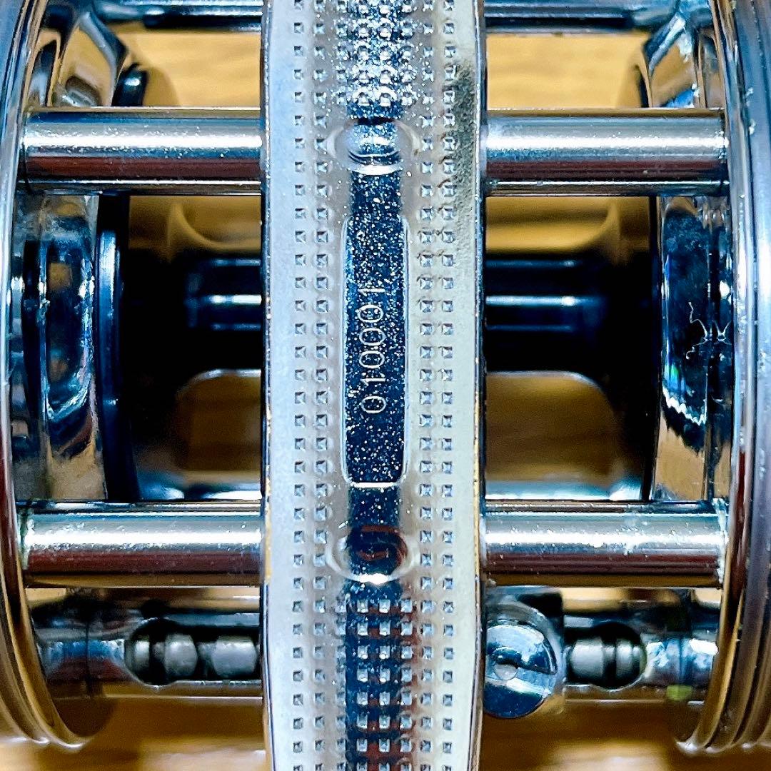 美品　超希少　ABU アブ　アンバサダー 6500C 010001