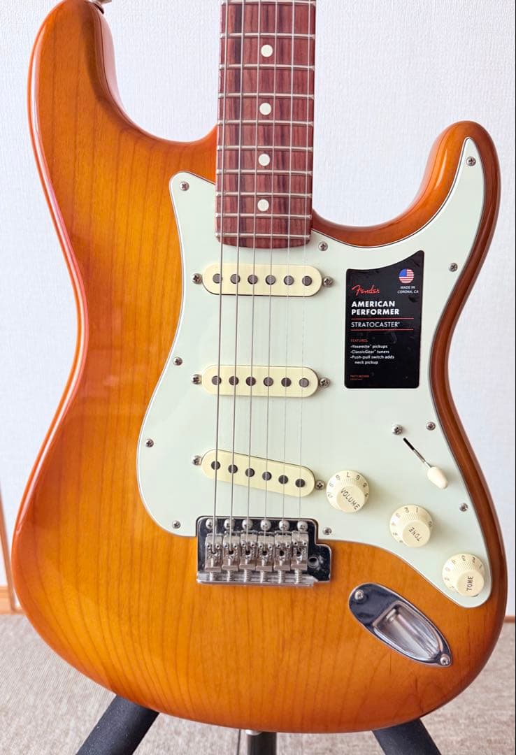 超美品！American Performer Stratocaster 2021