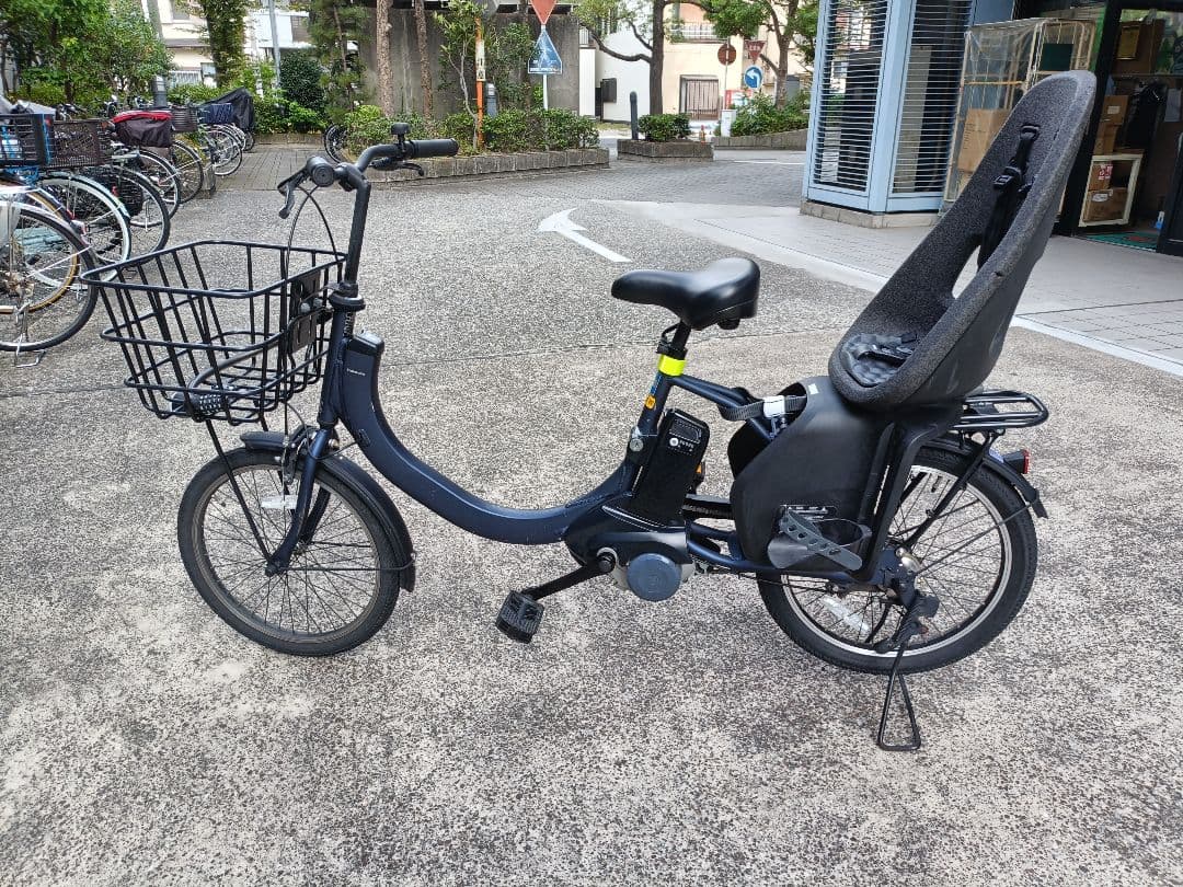 Panasonic sw 電動自転車　Thuleチャイルドシート付き