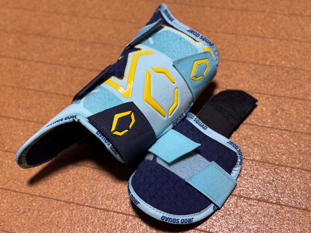 限定　エボシールド　フットガード