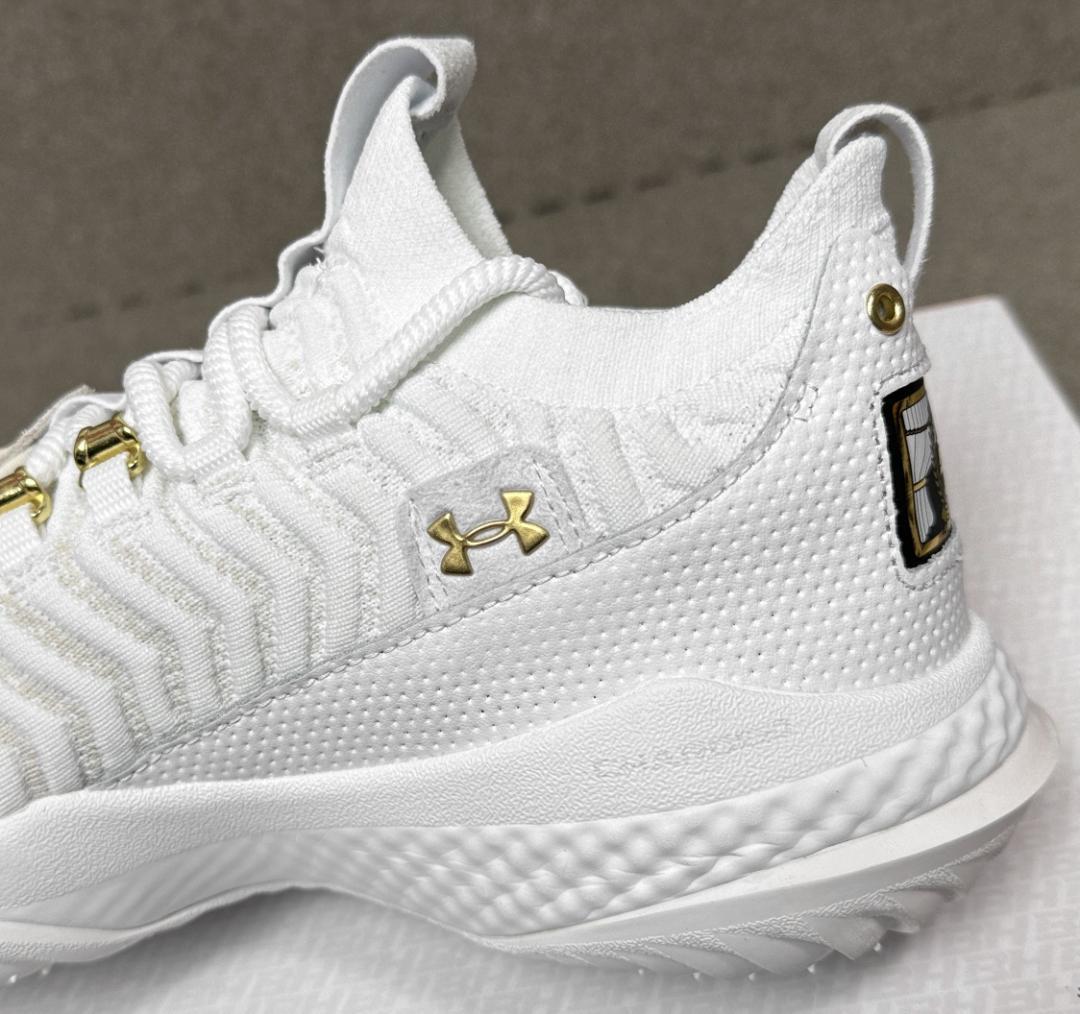 新品 アンダーアーマー Harper9 Turfベースボールシューズ26.5cm