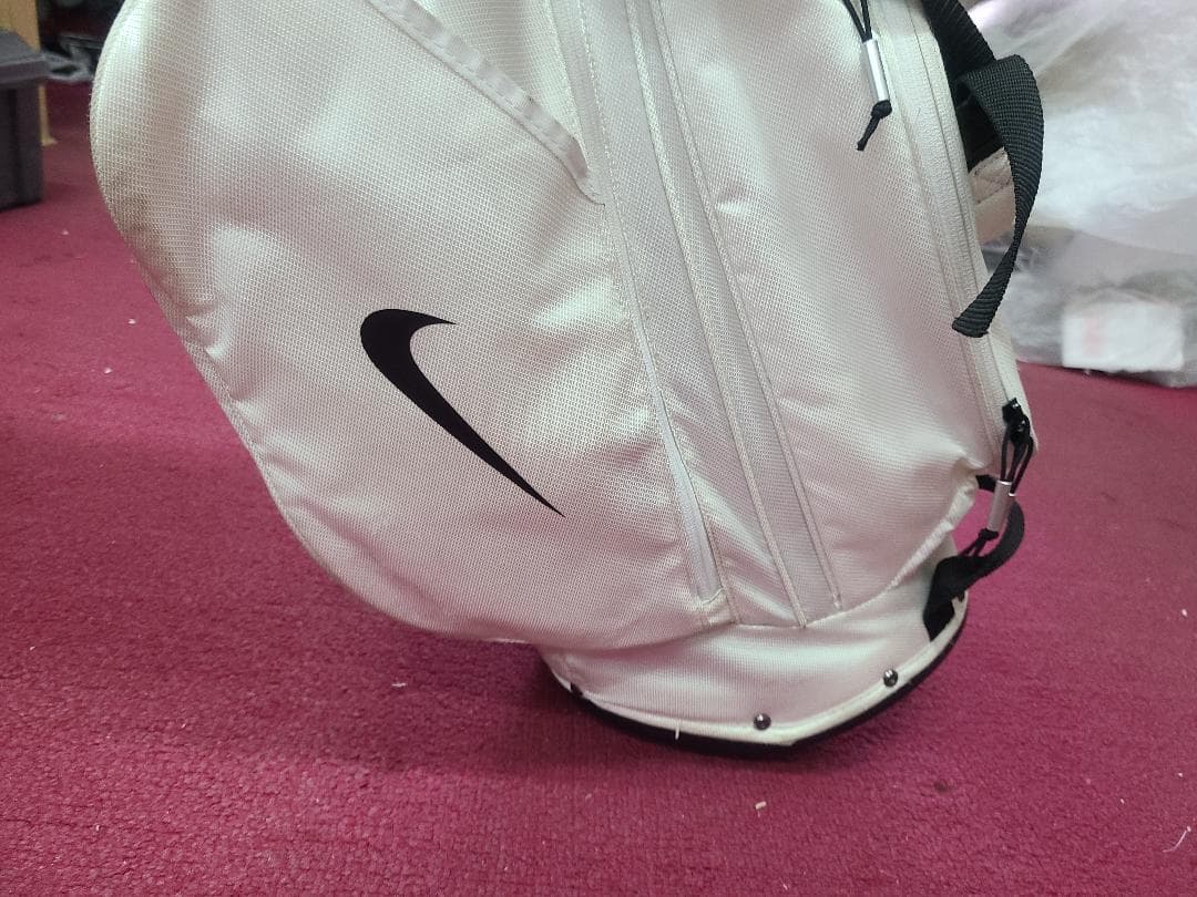 ナイキ NIKE スタンド型キャディバッグ　軽量　スポーツライト　白