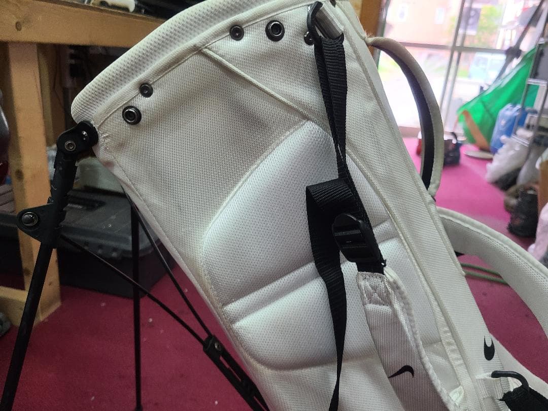 ナイキ NIKE スタンド型キャディバッグ　軽量　スポーツライト　白