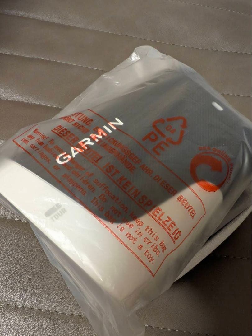 美品！GARMINゴルフ用距離計Approach Z30