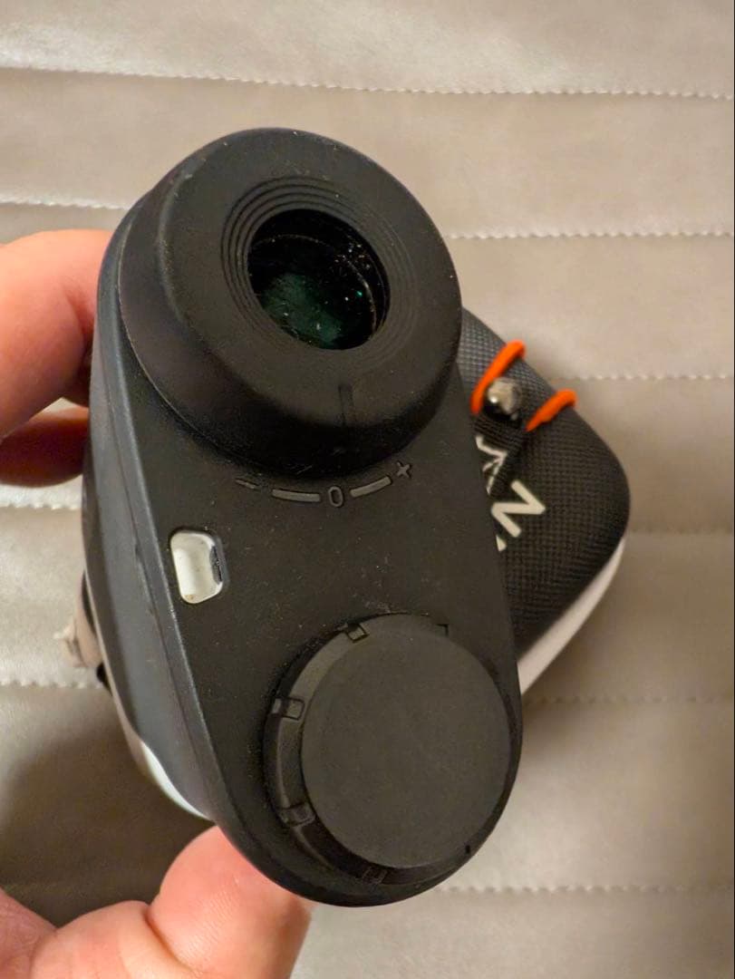 美品！GARMINゴルフ用距離計Approach Z30