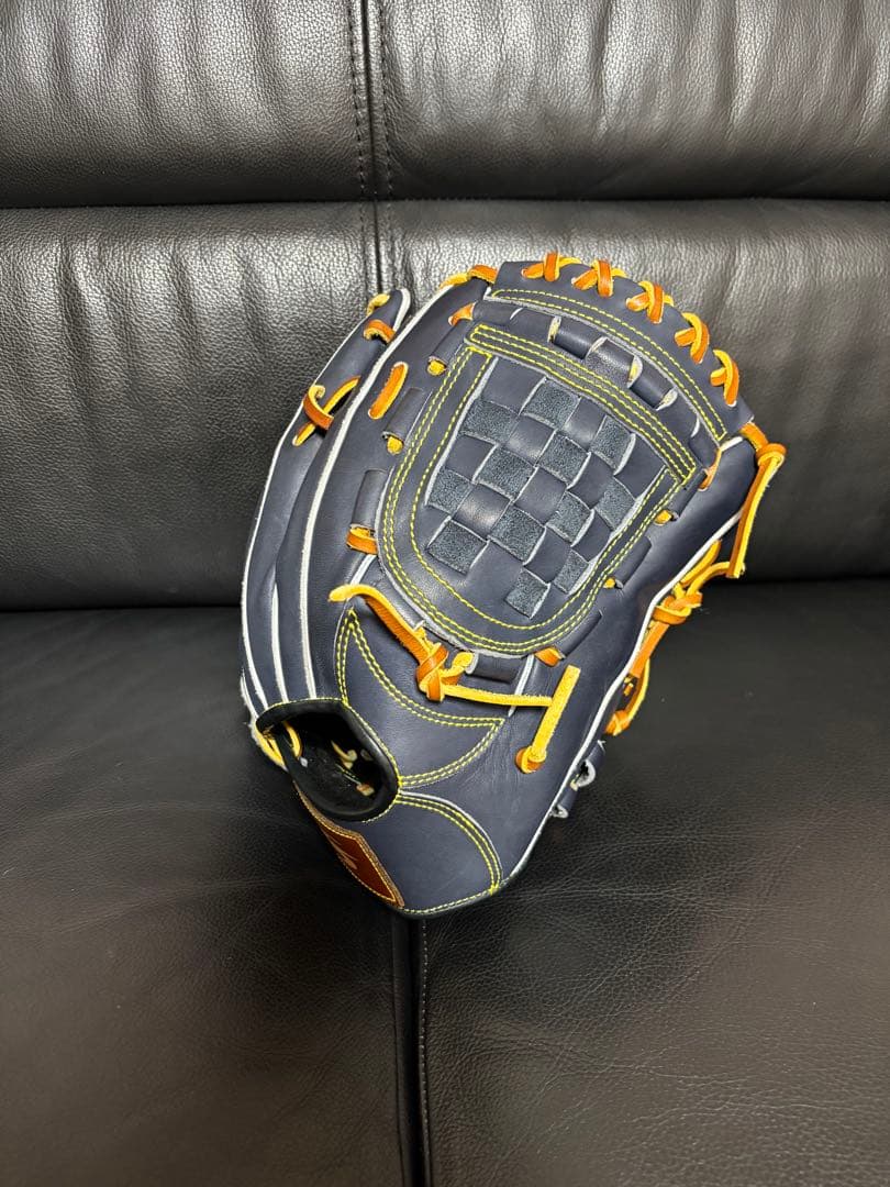 すみれスポーツ　硬式用オーダーグラブ