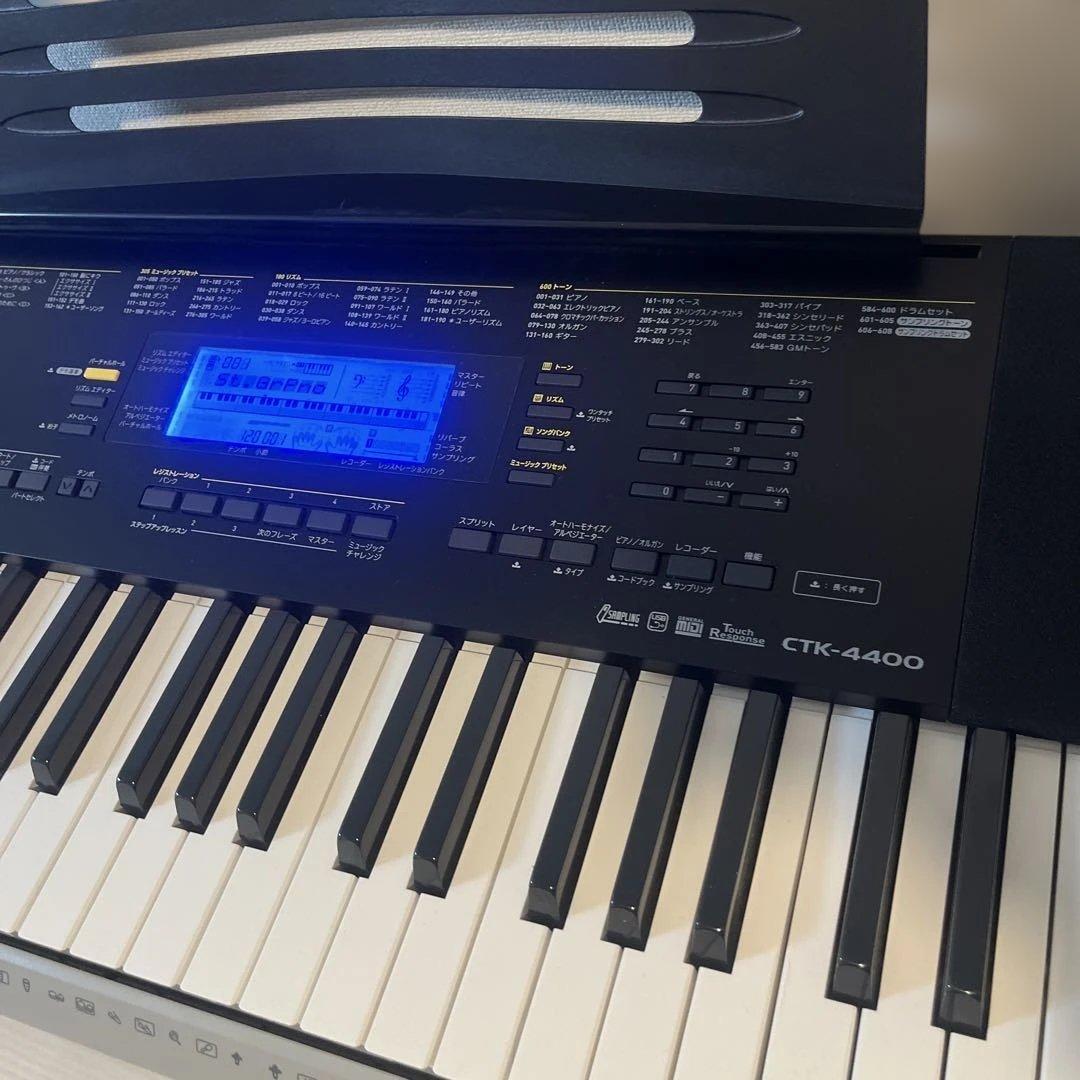 CASIO　電子ピアノ　CTK-4400
