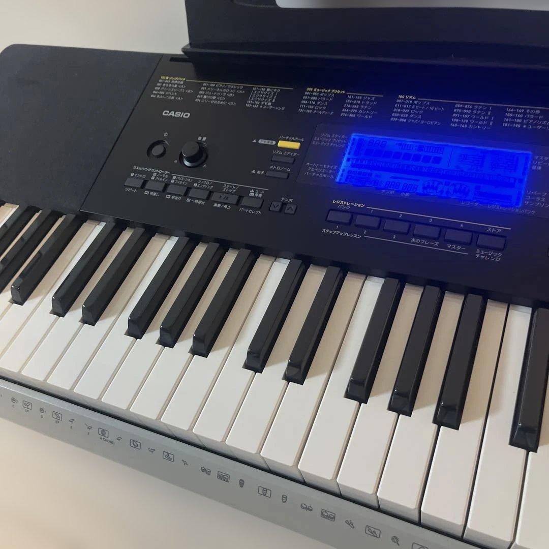 CASIO　電子ピアノ　CTK-4400