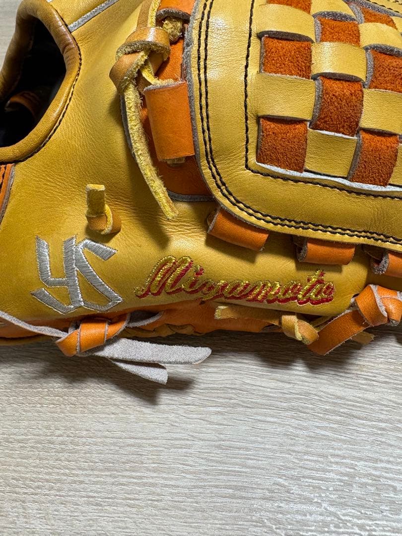 プロ野球支給品グローブ