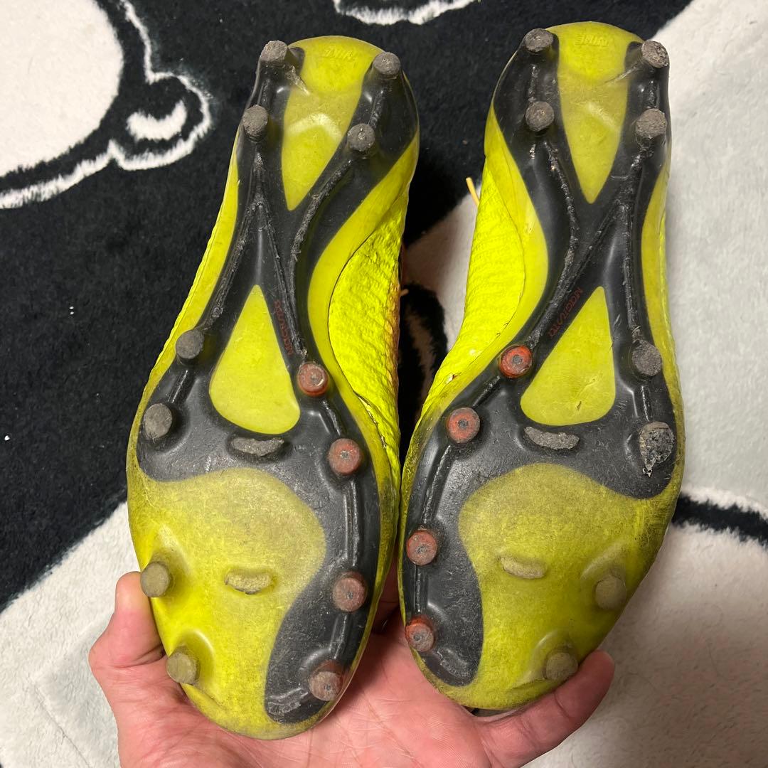 マジスタオブラ　ナイキ　27.5 サッカー