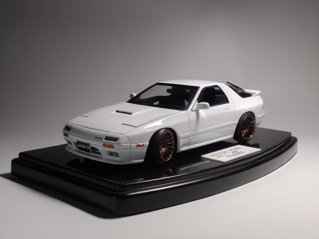 1/24 マツダ サバンナ RX7（FC3S）プラモデル 完成品