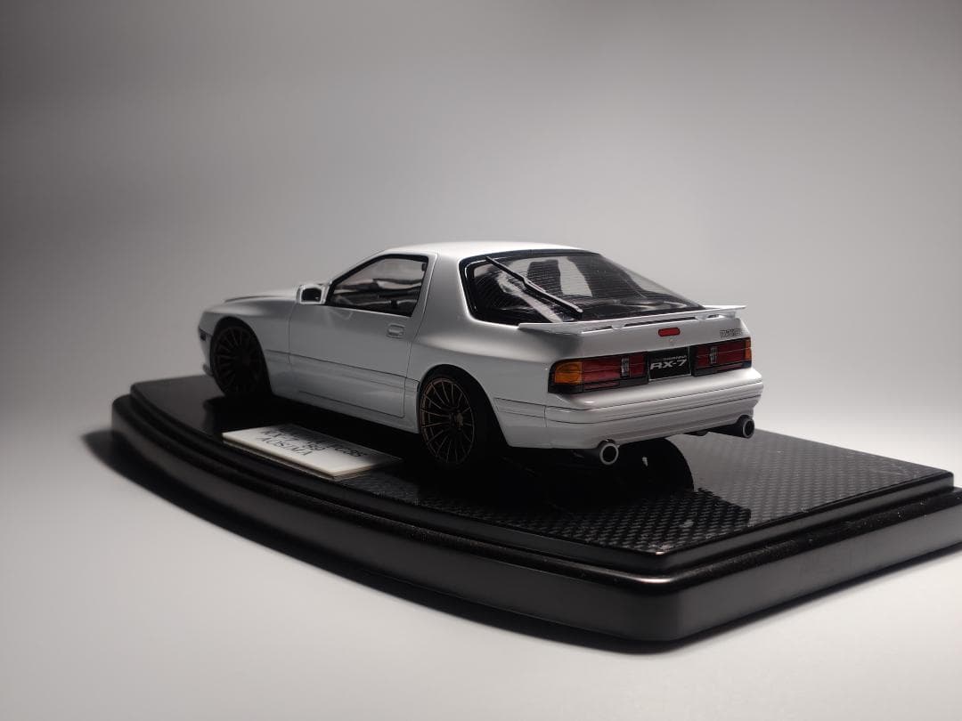1/24 マツダ サバンナ RX7（FC3S）プラモデル 完成品