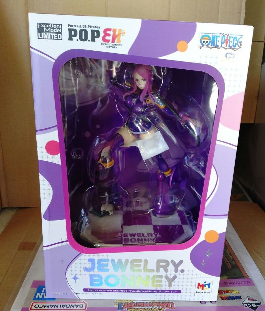 ワンピース　POP ジュエリー・ボニー輸送箱あり