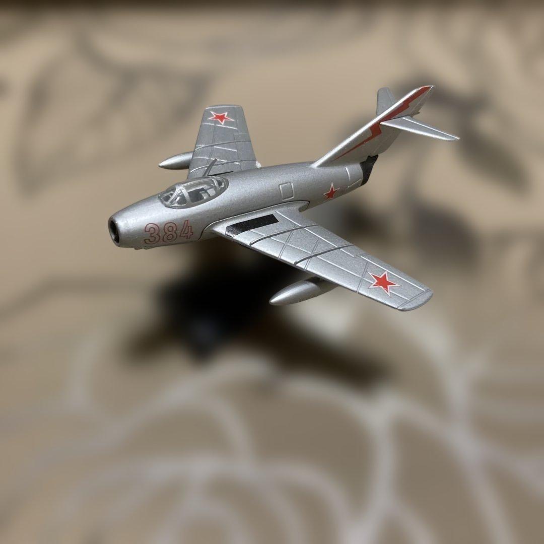 世界の戦闘機 戦闘機ミニチュアセット ガラスケース鏡付き