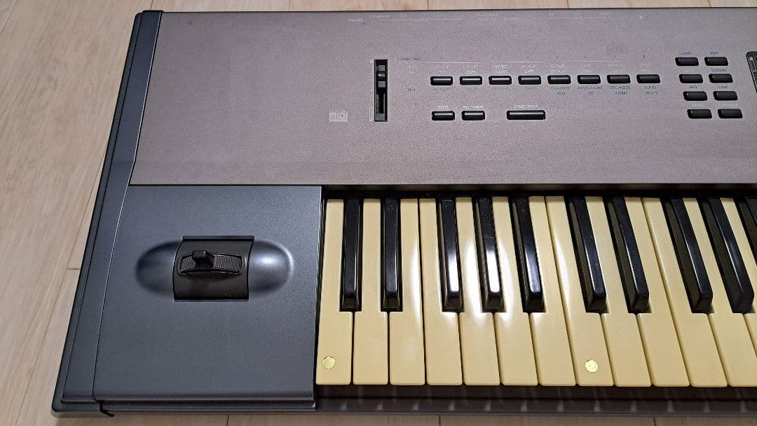 KORG N364 コルグ シンセサイザー 61鍵