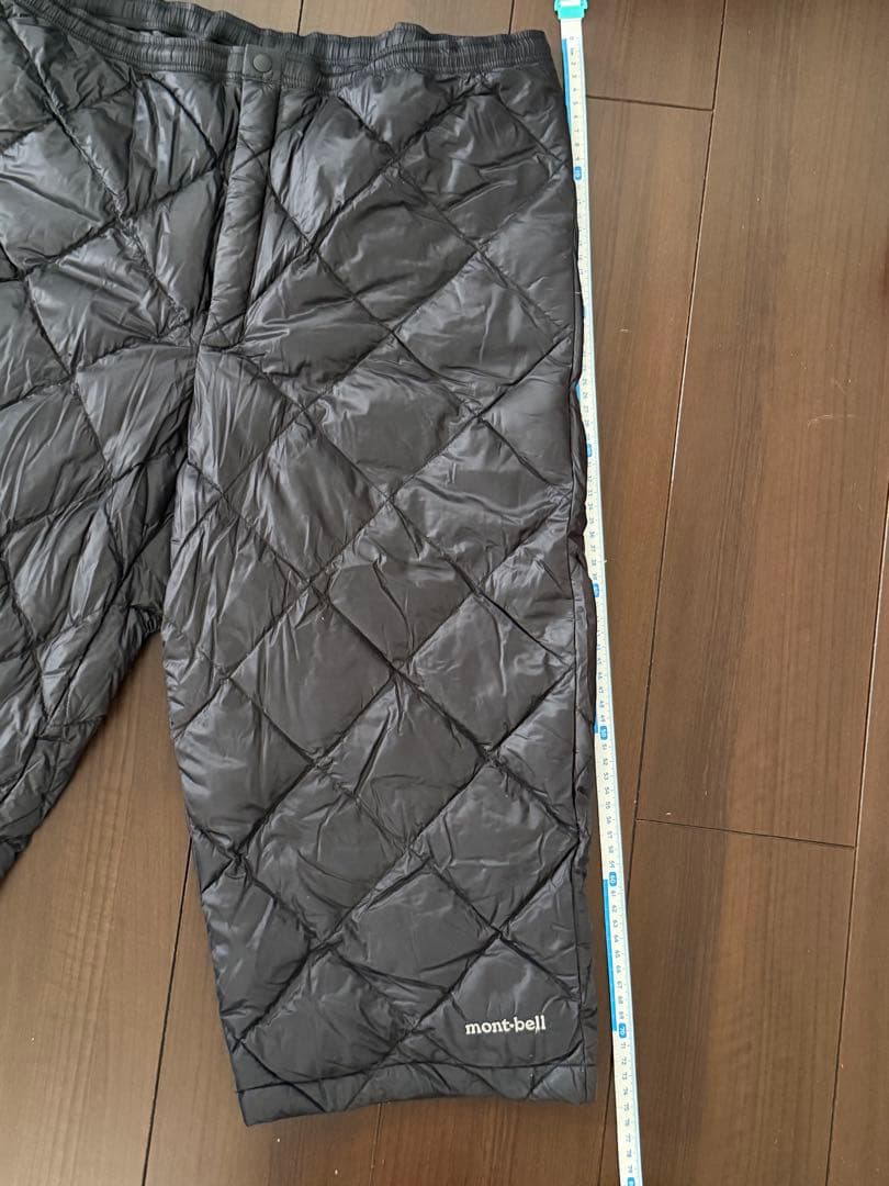 モンベル　ダウンパンツ　ニーロング　ハーフパンツ　ダウンハーフパンツ