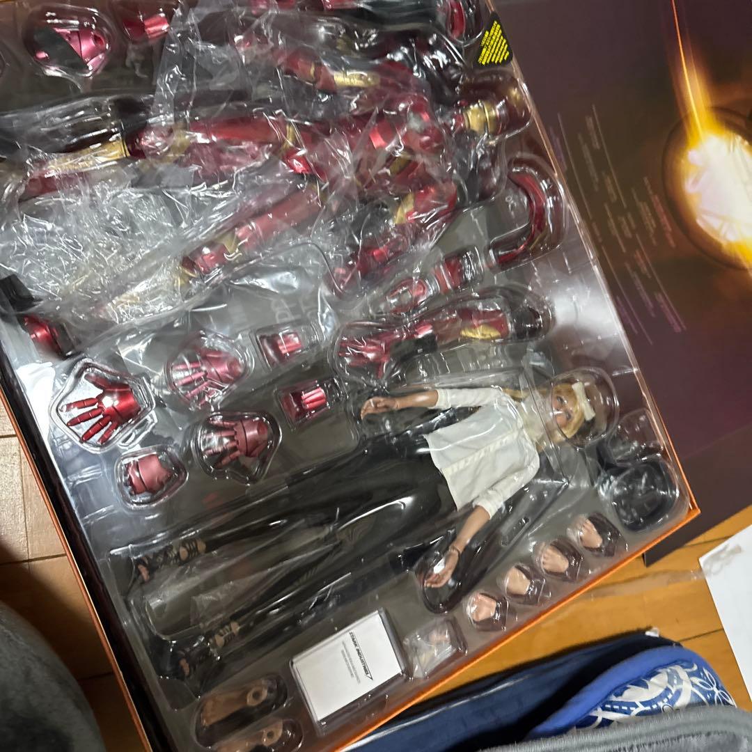 アイアンマン ペッパーポッツ& Mark IX ホットトイズフィギュア