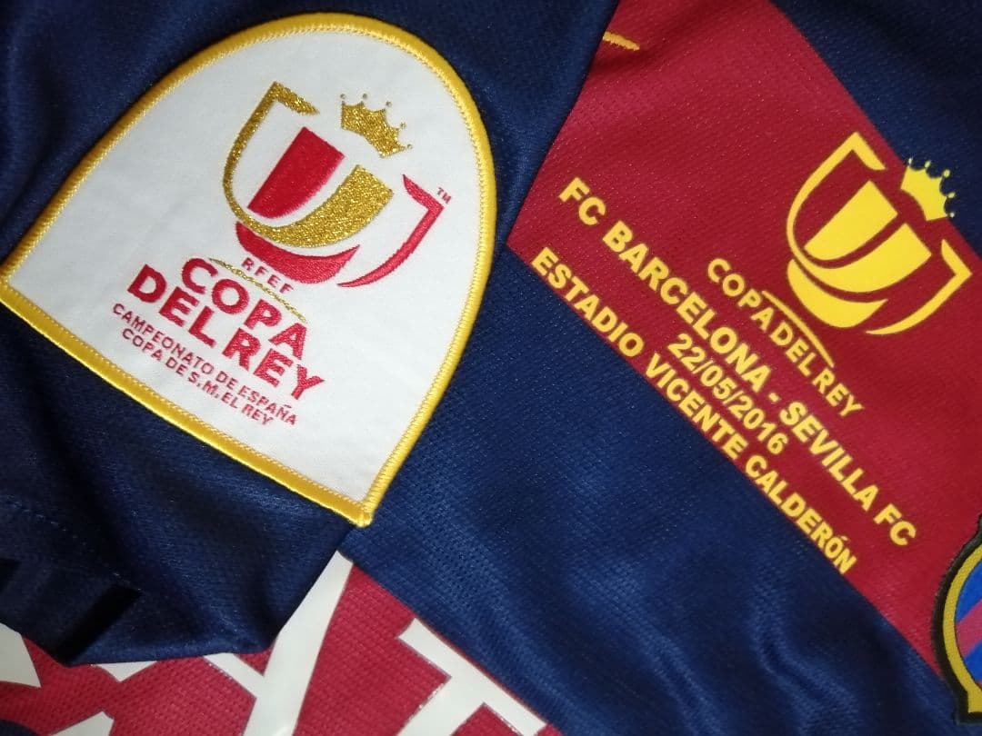 【オーセン/正規品】バルセロナ　ダニエウ・アウベス　ユニフォーム