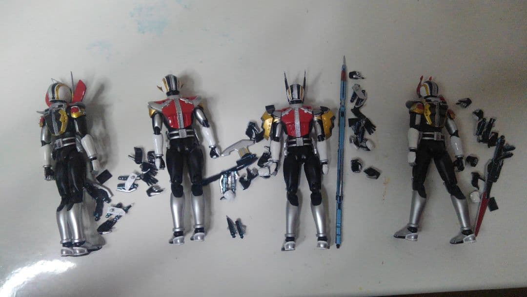 S.H.Figuarts　仮面ライダー　電王　4フォームセット