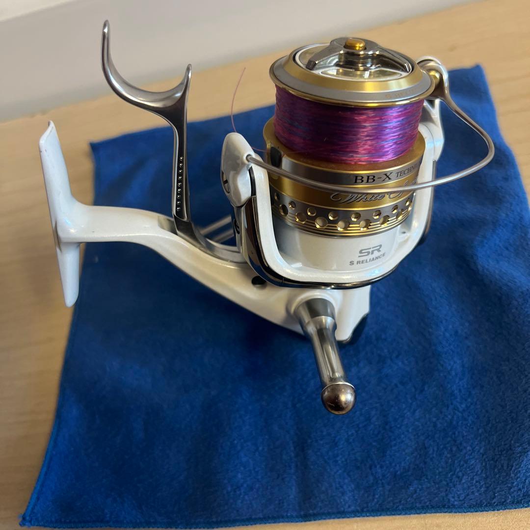 シマノ BB-X TECHNIUM Mg White Special 2500D