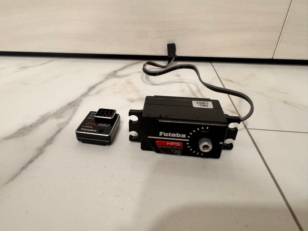 フタバCT700.GYD550ジャイロ