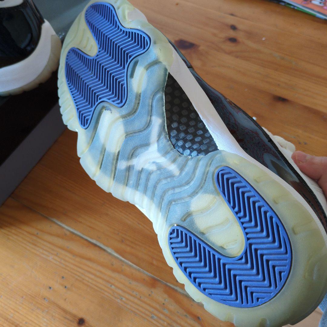 Jordan Air Jordan 11Retro ホワイト/ブラック