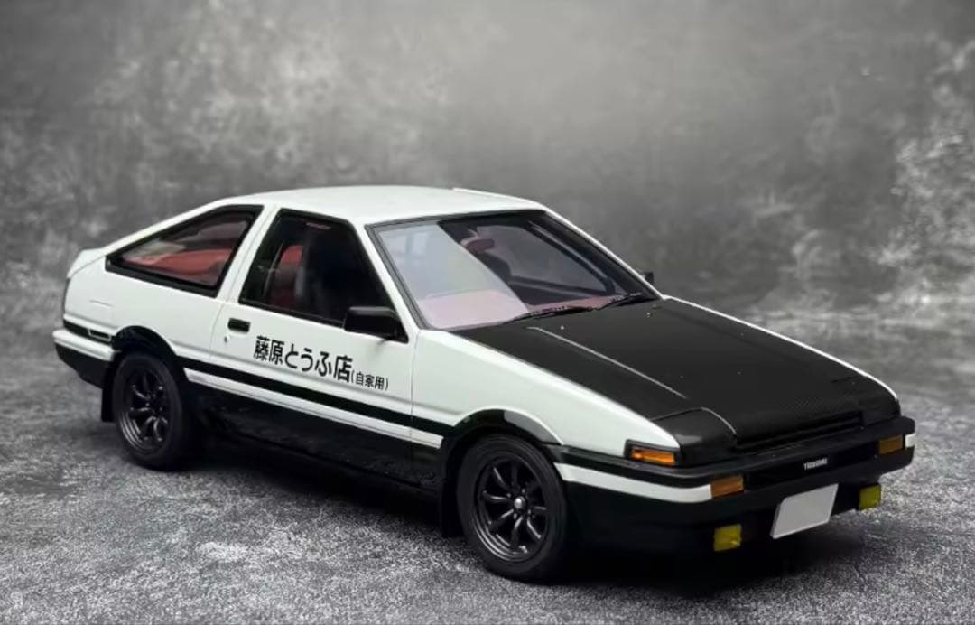 Autoart 1/18イニシャルD AE86 ミニカー