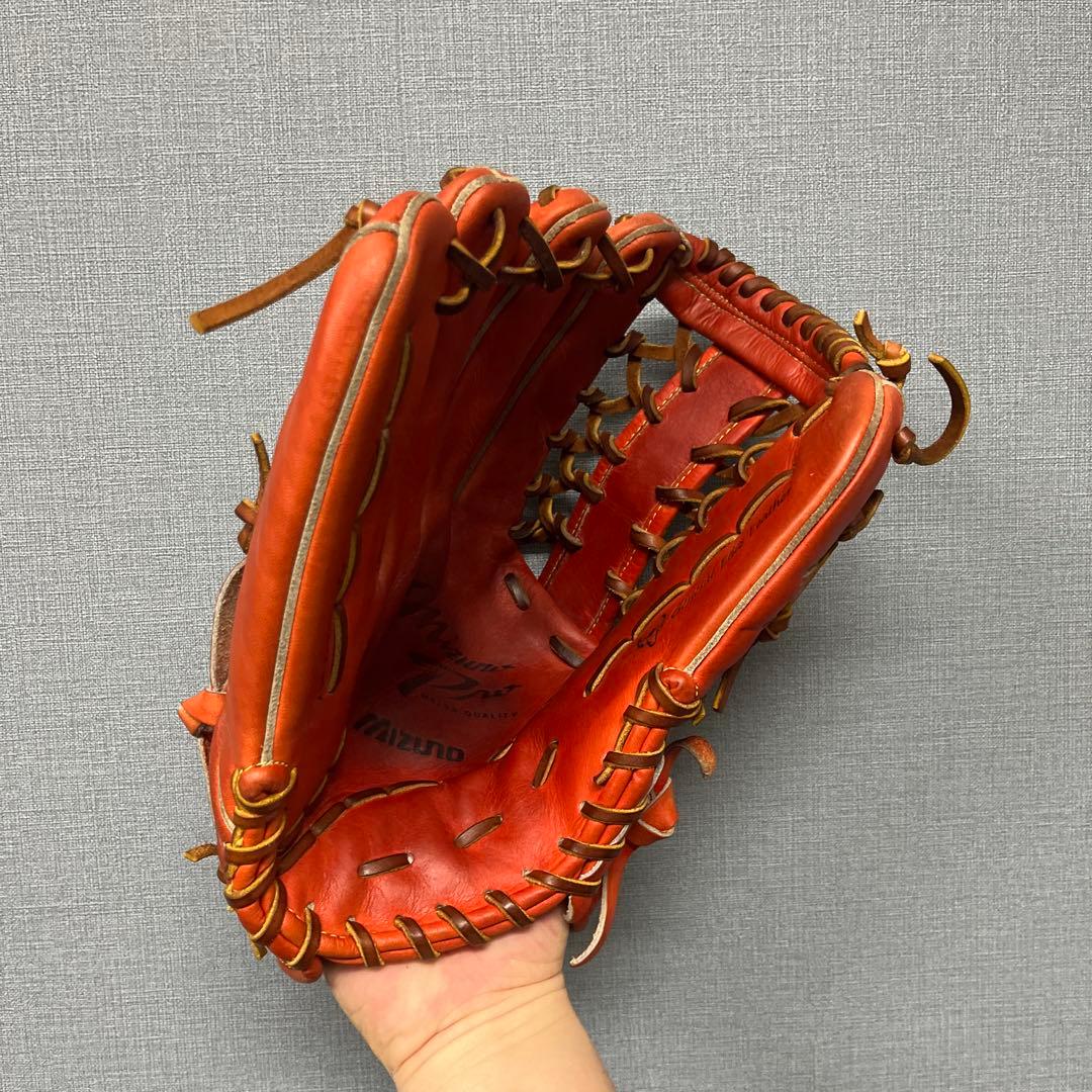 1181 ミズノプロ 型抜群 即戦力 硬式 外野手用グローブ 左投げ