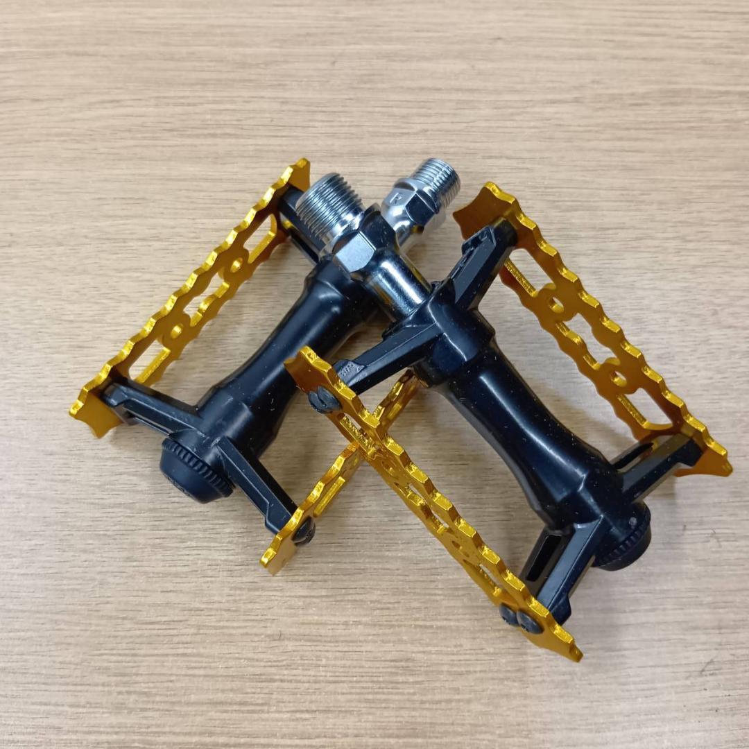 SYLAN TOURING NEXT 三ヶ島 ペダル ブラック 側板ゴールド