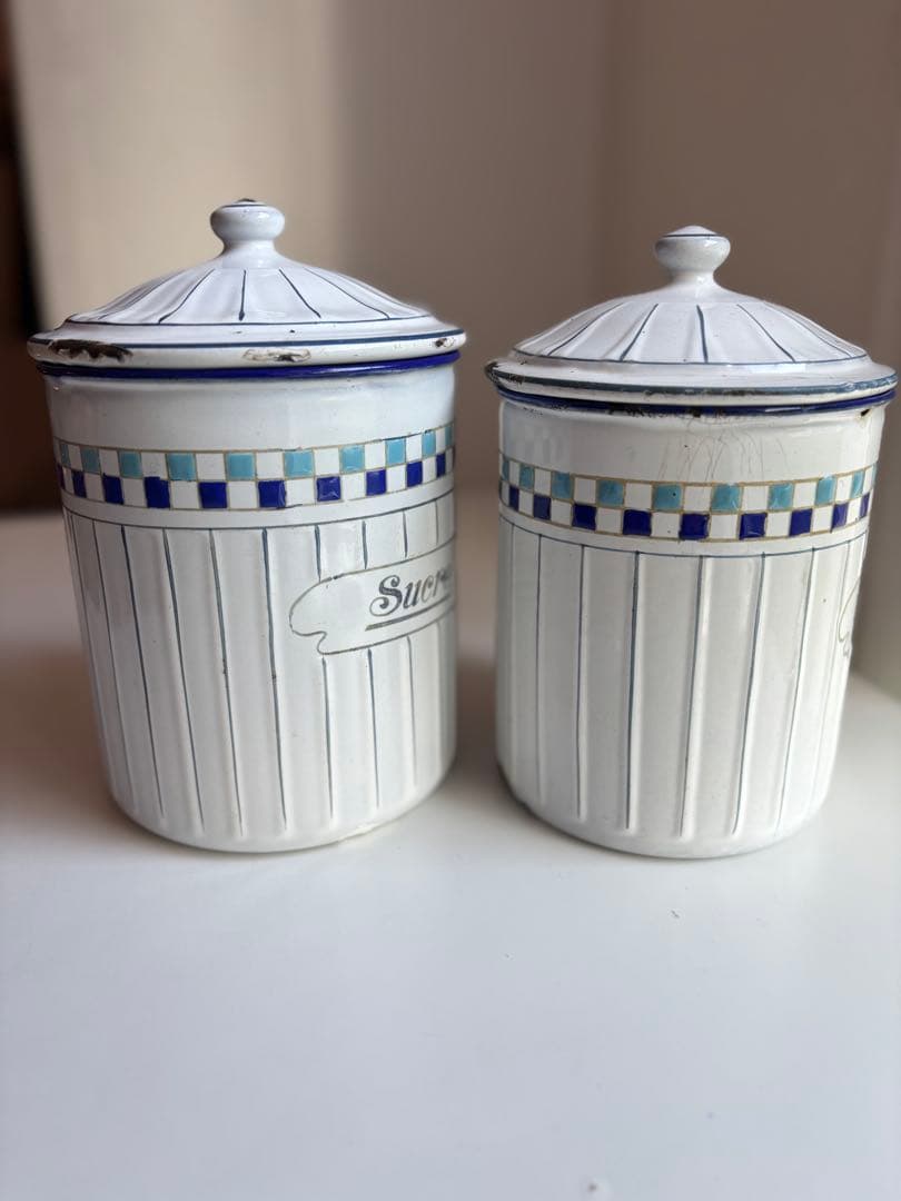 B.B社製 ホーロー キャニスター 2個セット