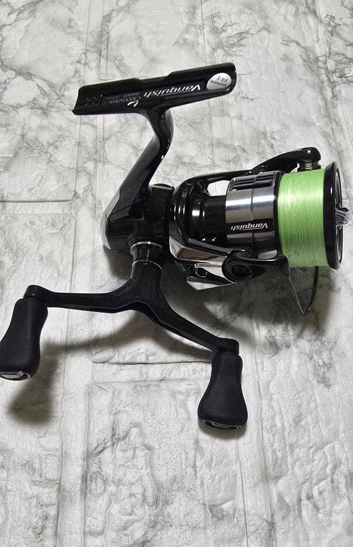 SHIMANO 23ヴァンキッシュ C3000SDHHG　超美品