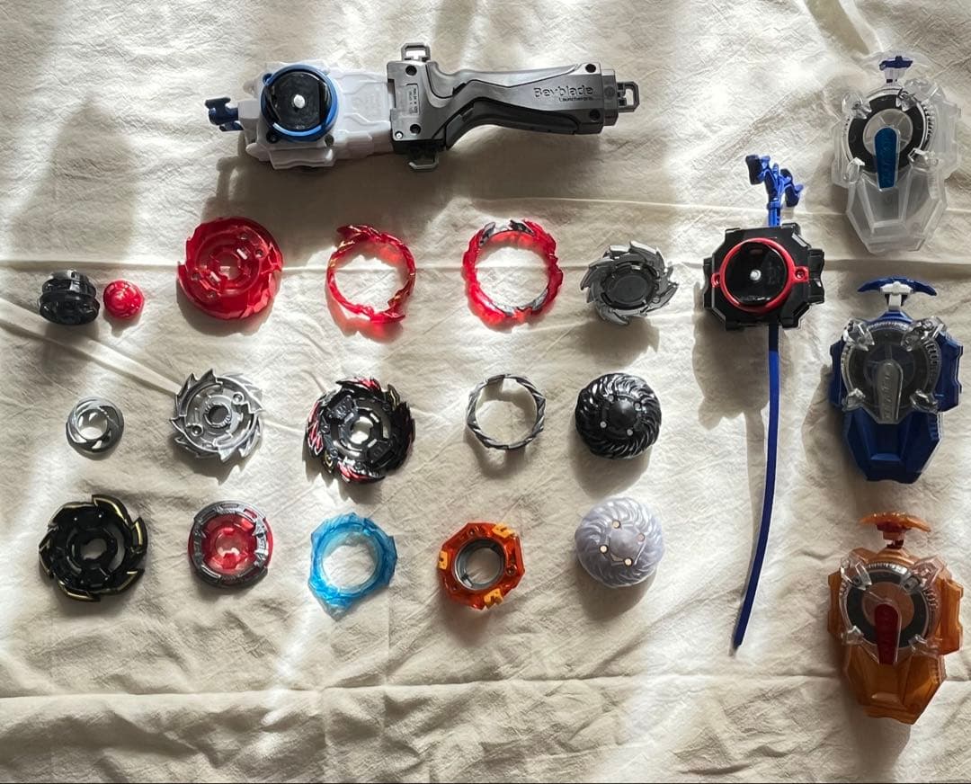 ベイブレードまとめ売り　55個