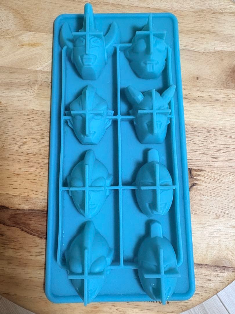 ウルトラマン福袋セット 大量 まとめ売り（フィギュア・怪獣・変身・武器・衣類）