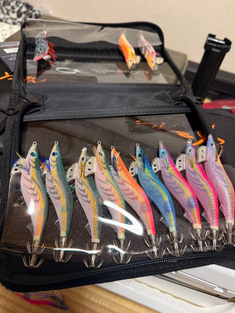 エギ王K ダートマスタ　エギングライトプロ　エメラルダスバッグ　デジタルスケール