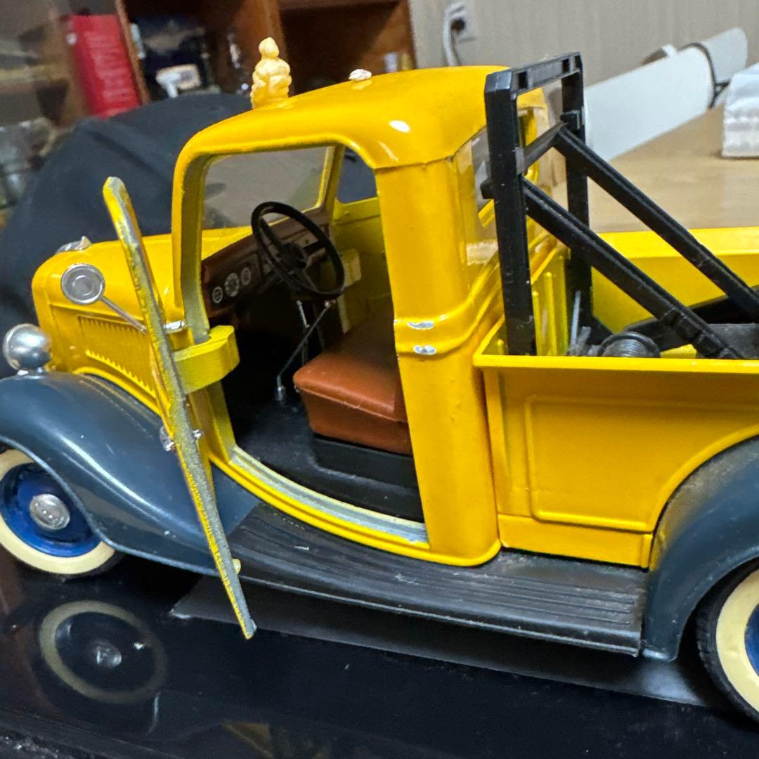 Michelin フォードピックアップトラック 1/24