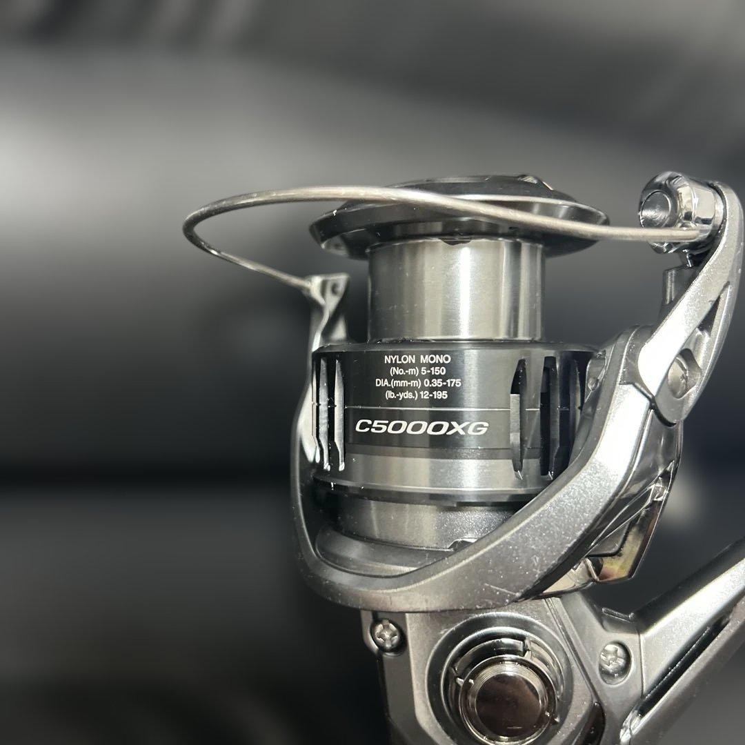 SHIMANO C5000XG フィッシングリール 中古