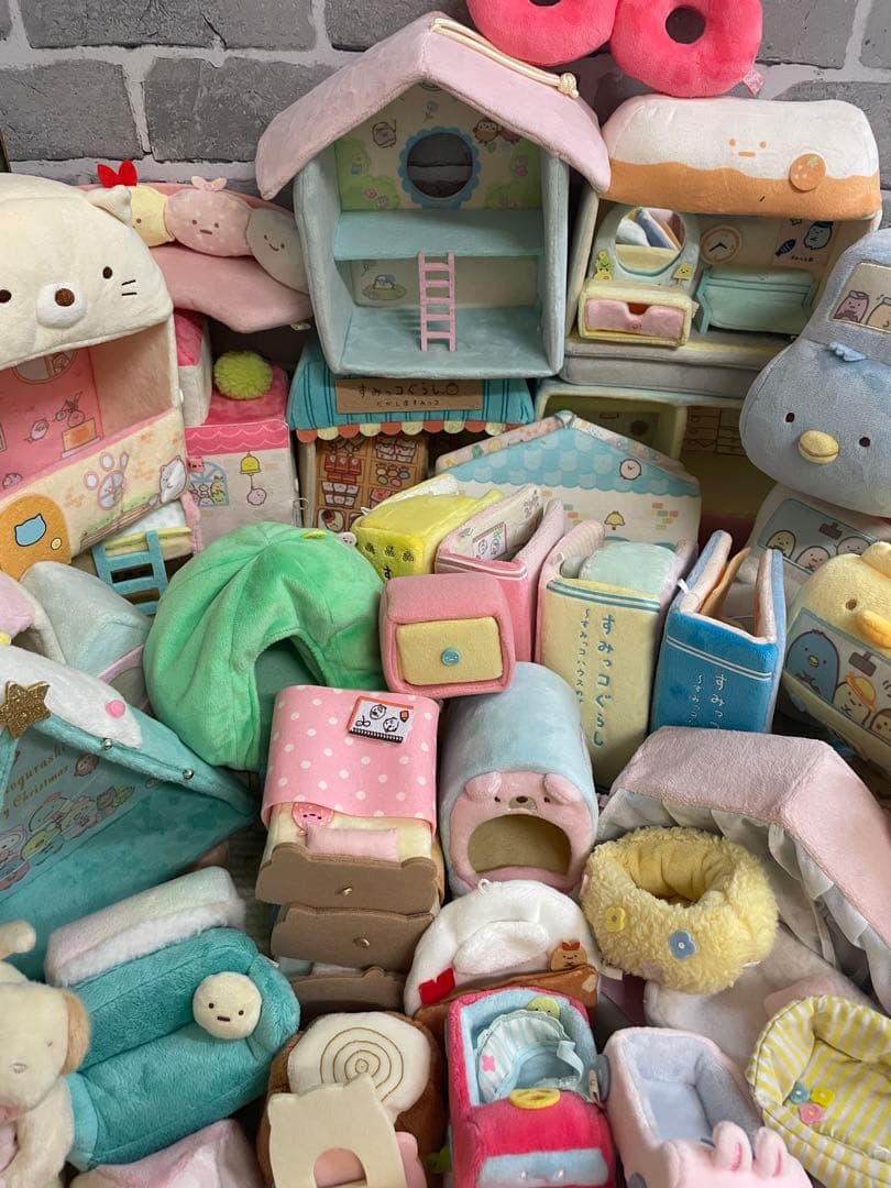 すみっコぐらし　お家と小物　まとめ売り