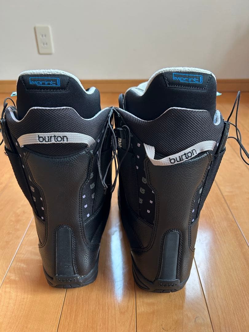 Burton Mint ブラック スノーボードブーツ 女性用