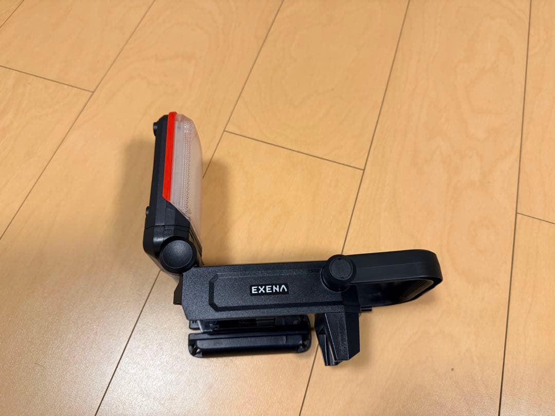 Panasonic EXENA Lシリーズ LEDマルチライト　赤