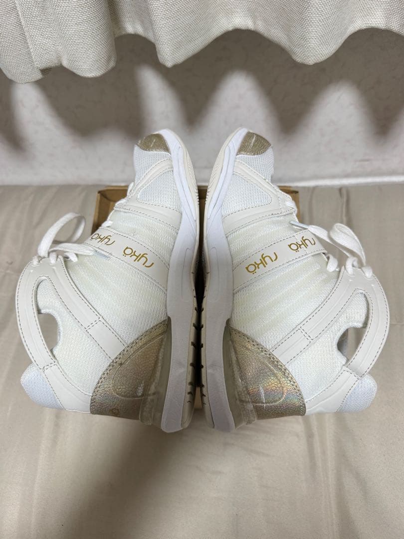 【美品・廃盤カラー】ライカ テナシティー ダンスシューズ