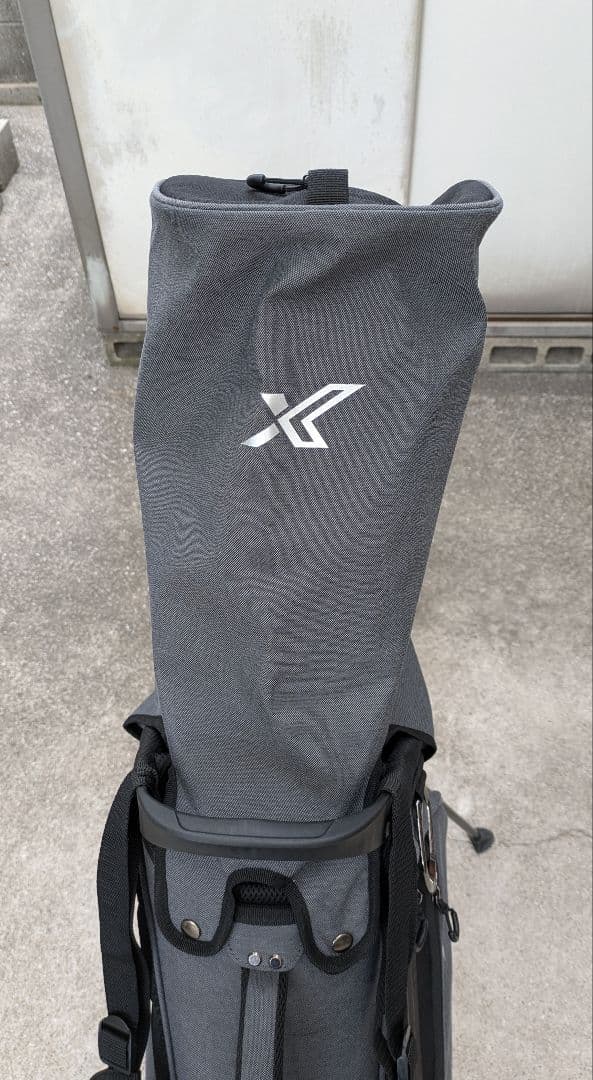 ぎょんゼクシオXXIO スタンド式キャディバック GGC-X141