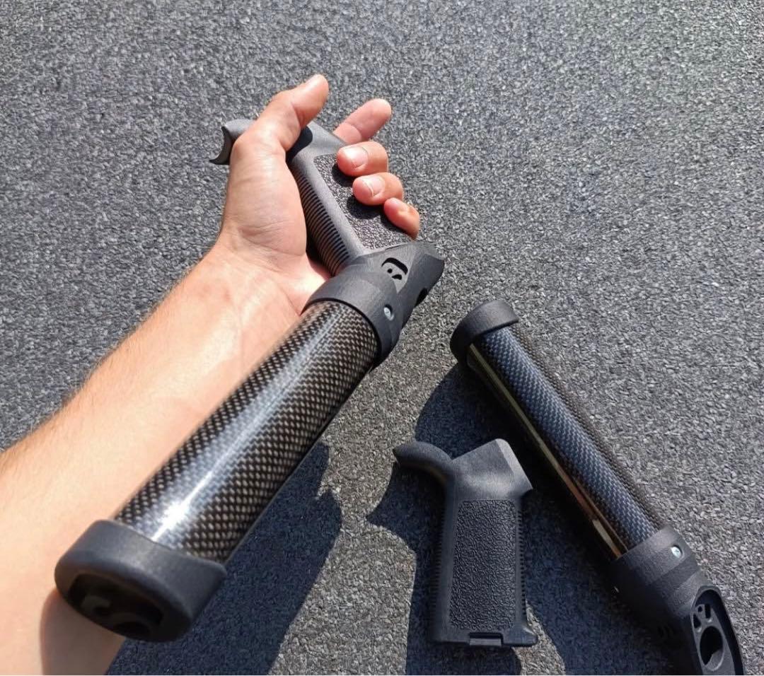 M4 トイガン　ユニバーサルAEGカーボンファイバータンクスタイルストック。